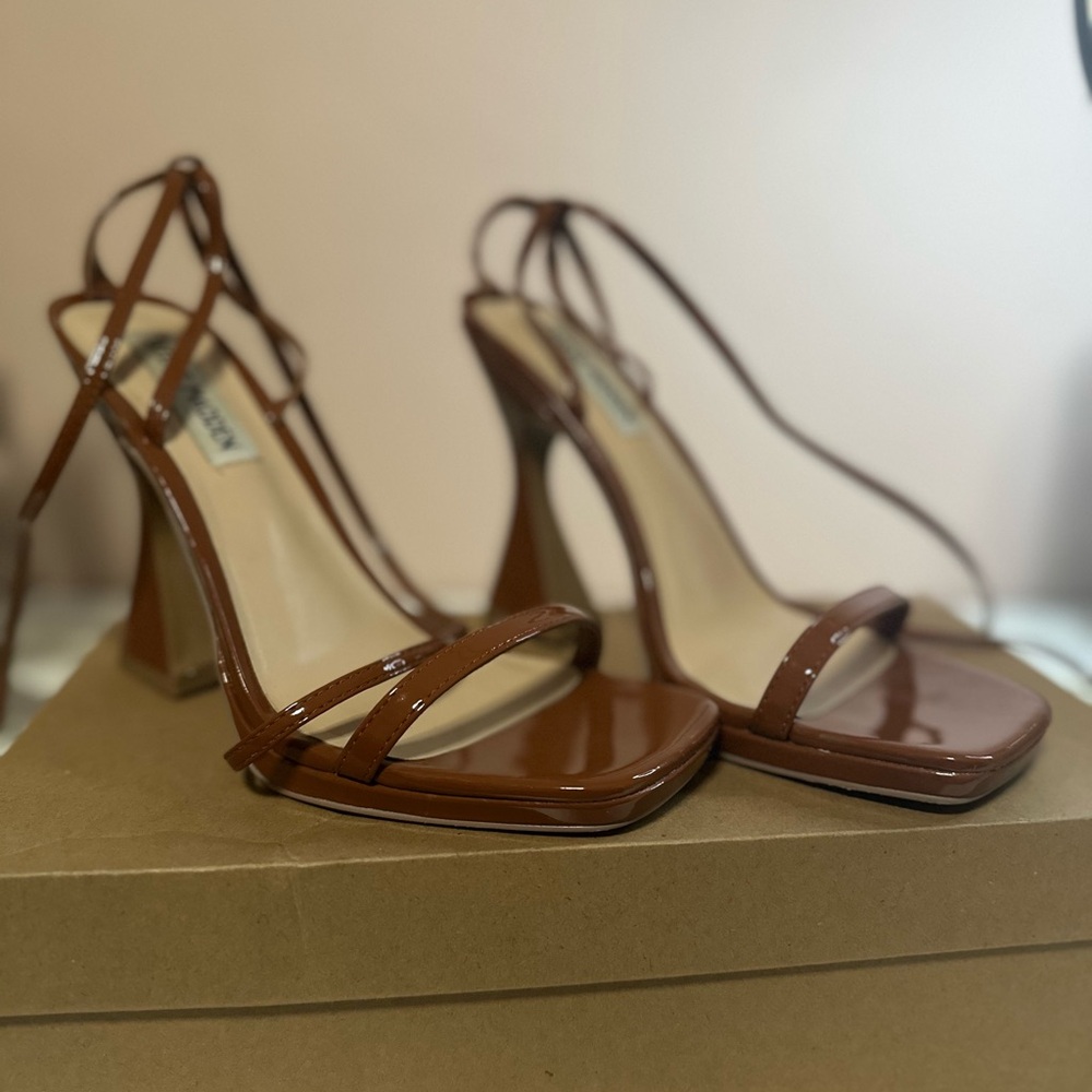 Brown and tan heels #heels Steve Madden heels size 8